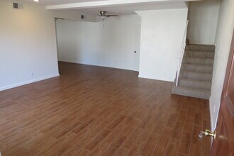 357 E Providencia Ave in Burbank, CA - Building Photo - Building Photo
