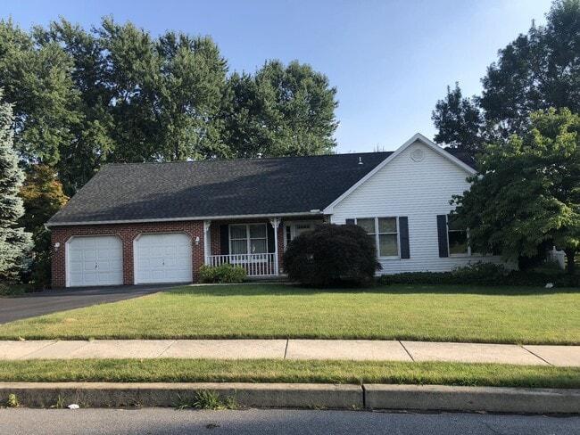 property at 1038 Boeshore Cir