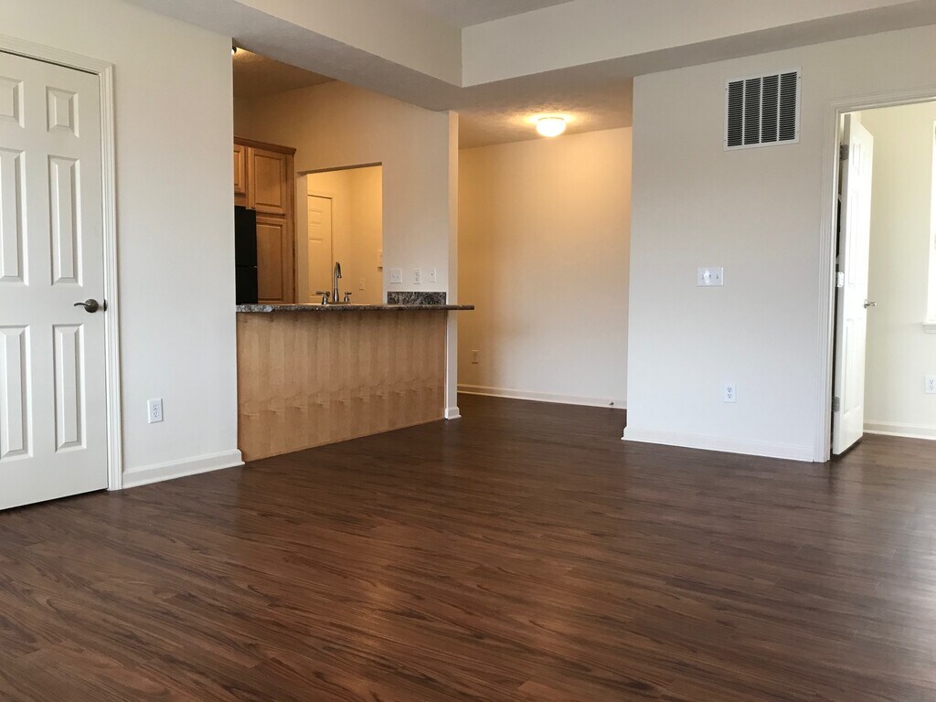 The Sheldrake Apartments Indianapolis, IN Apartments