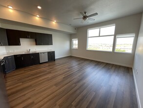 Lofts at Reed in Salt Lake City, UT - Foto de edificio - Building Photo