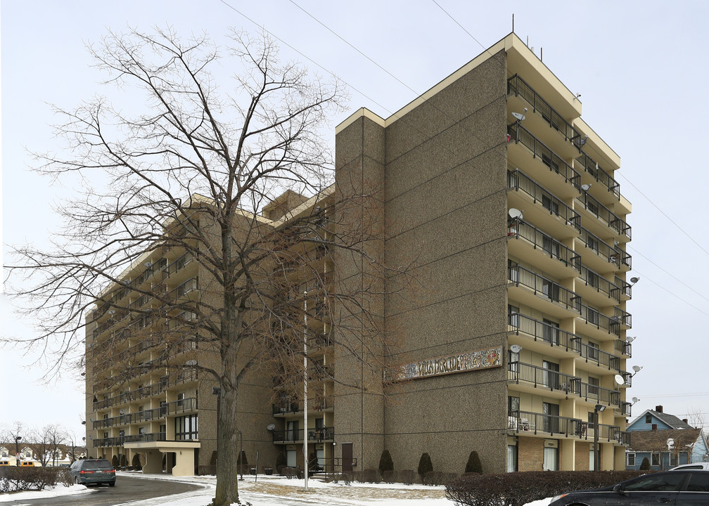 Villa Mercede Apartments in Cleveland, OH - Building Photo