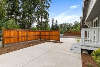 1102 Yew St in Bellingham, WA - Building Photo - Building Photo