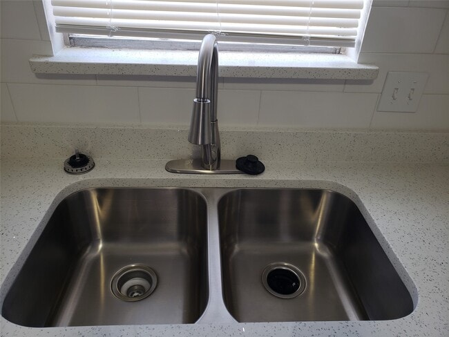 property at 11710 Southlake Dr