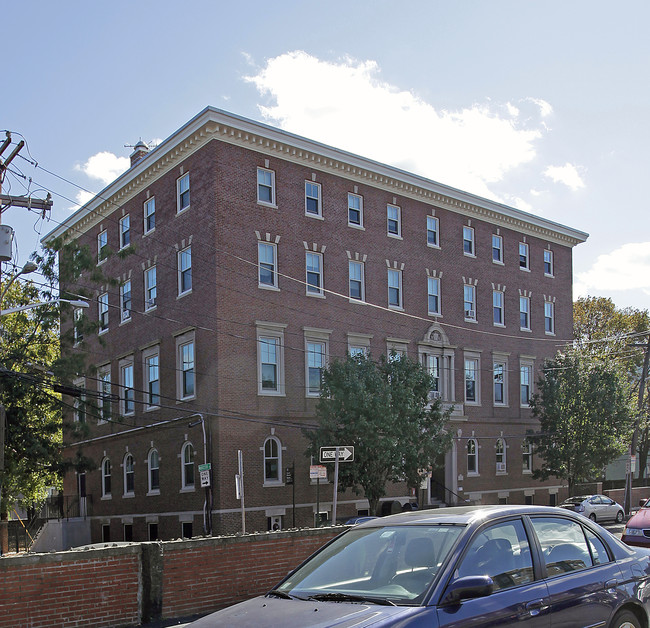 116 Norfolk St in Cambridge, MA - Foto de edificio - Building Photo