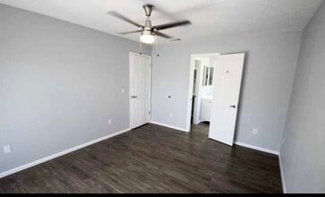 5460 decatur st in Orlando, FL - Foto de edificio - Building Photo