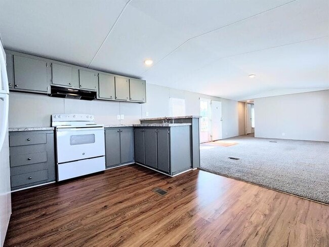 212 Sunshine Dr in Rocky Mount, NC - Building Photo - Building Photo