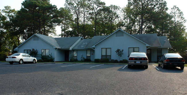 2700-2760 Helaman Ct in Fayetteville, NC - Building Photo - Building Photo