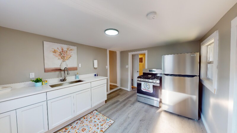 744 N 13th St-Unit -2 in Elwood, IN - Foto de edificio