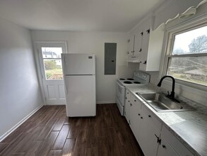 1821 Taylor St, Unit A Upstairs-Main Level in Lynchburg, VA - Building Photo - Building Photo