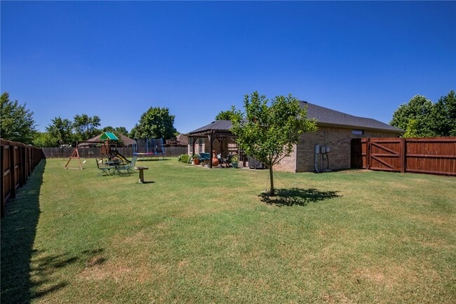 property at 3739 W Mahogany Dr