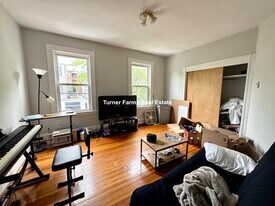 146 Columbia St, Unit 2L in Cambridge, MA - Building Photo