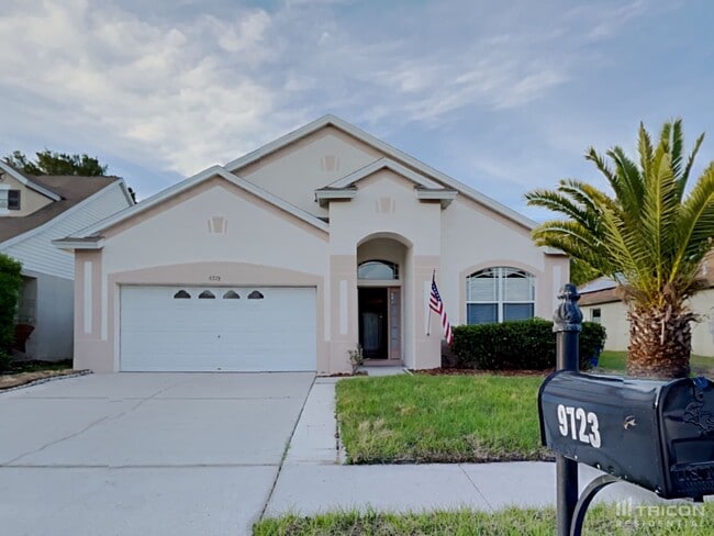 9723 Riverchase Dr in New Port Richey, FL - Building Photo - Building Photo