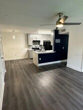 5291 Images Cir in Kissimmee, FL - Building Photo - Building Photo