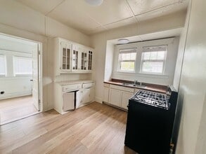 3327 Procter St in Port Arthur, TX - Building Photo - Building Photo