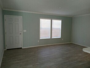 218 Sycamore Ln in Tampa, FL - Building Photo - Building Photo