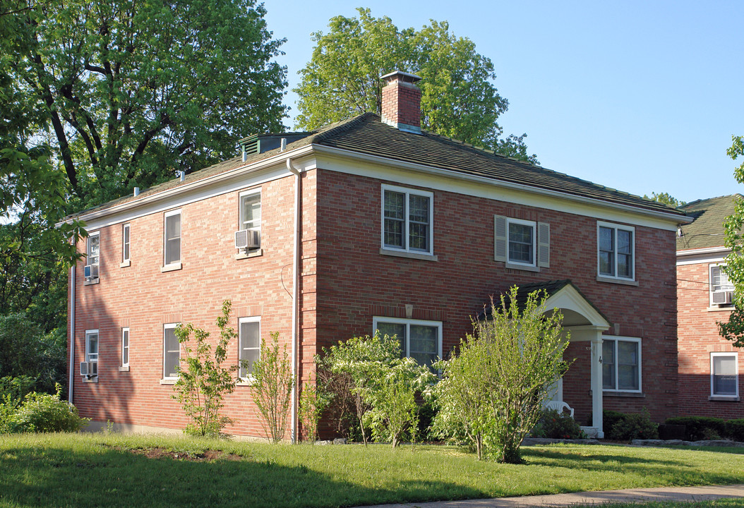 4 Oak St in Fort Mitchell, KY - Building Photo