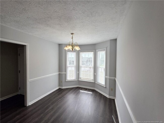 3426 Masters Dr in Hope Mills, NC - Building Photo - Building Photo