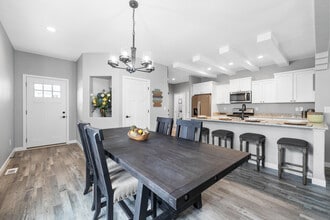 1310 Daisy Dr in West Bend, WI - Building Photo - Building Photo