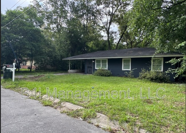 property at 2460 Brevard Dr