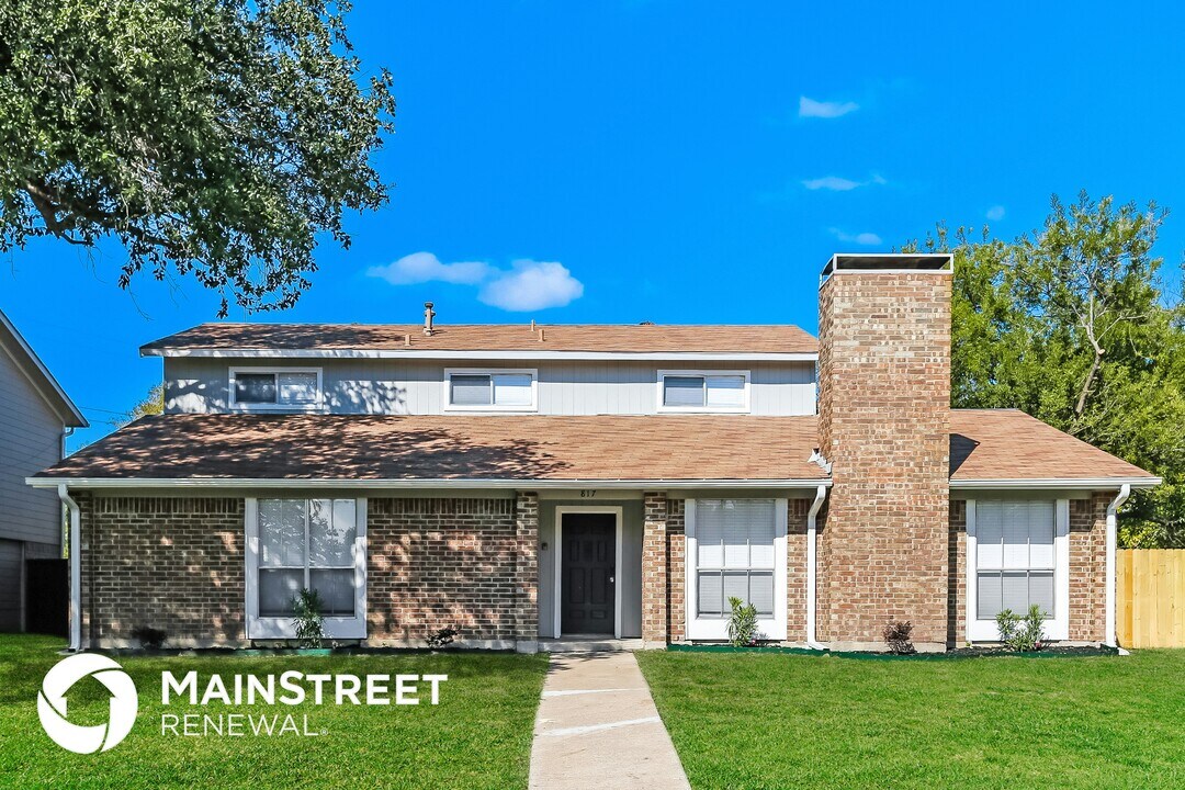 817 Barcelona Cir in Mesquite, TX - Building Photo