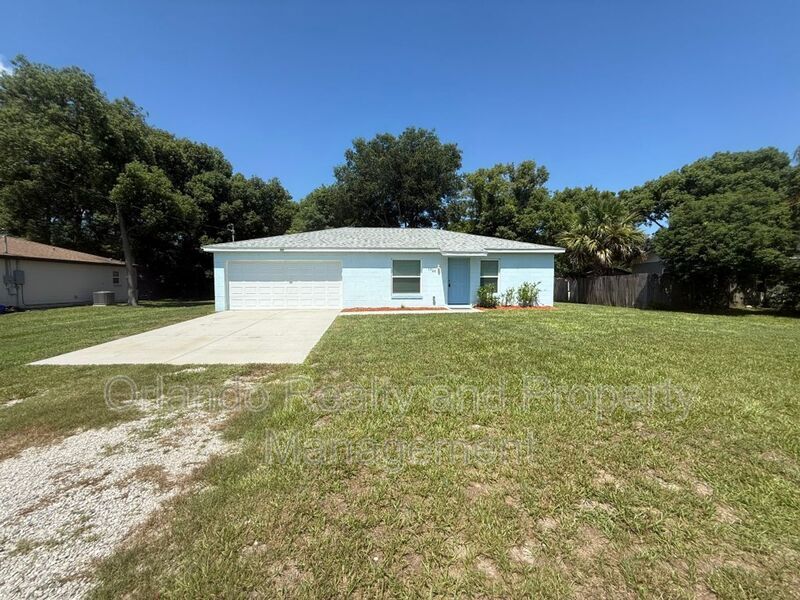 1726 Pineview Ave in Longwood, FL - Building Photo