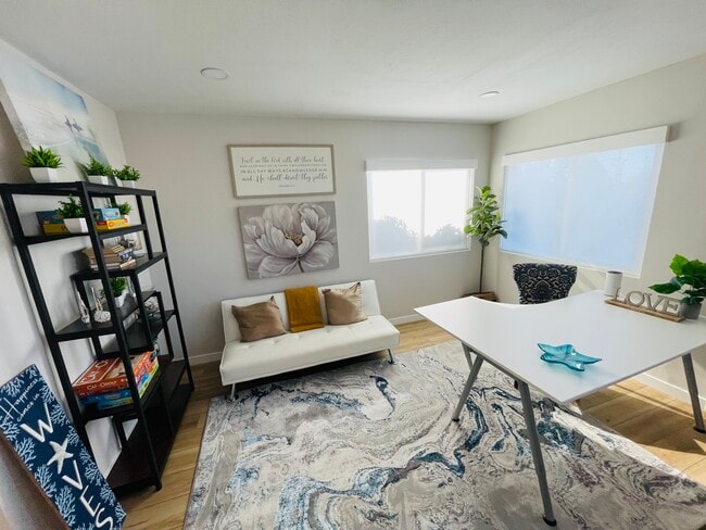 1421 Dubuque St, Unit House in Oceanside, CA - Foto de edificio - Building Photo