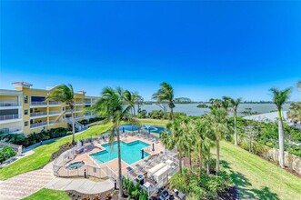 14021 Bellagio Way in Osprey, FL - Building Photo - Building Photo