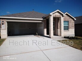 2823 Calandra Lark in New Braunfels, TX - Building Photo