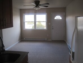 1300 Catherine St, Unit 10 in Bloomsburg, PA - Building Photo - Building Photo