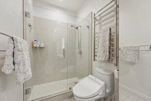 50 N San Mateo Dr in San Mateo, CA - Building Photo