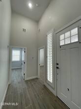 1802 Dana Gray St in El Paso, TX - Foto de edificio - Building Photo