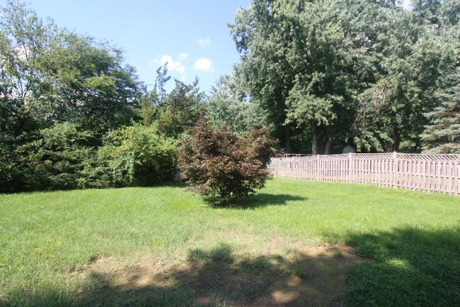 17 Beauvoir Ct in Rockville, MD - Building Photo - Building Photo