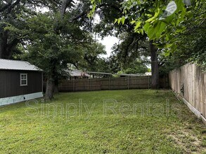 906 Kingston Rd in Greenville, TX - Building Photo - Building Photo