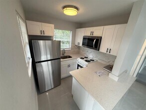 427 40th Ave S in St. Petersburg, FL - Building Photo - Building Photo