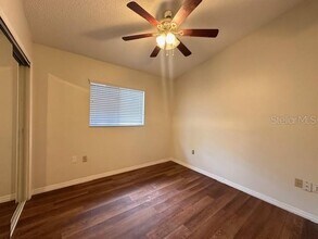 542 E Caroline St in Tavares, FL - Building Photo - Building Photo