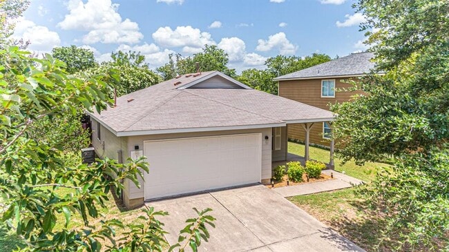 property at 180 Onyx Lake Dr