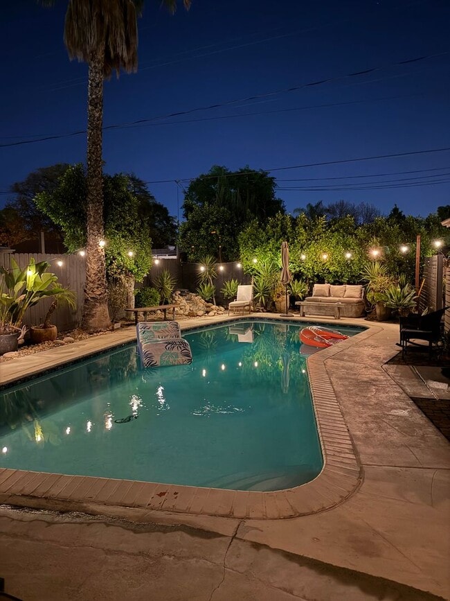property at 6254 Agnes Ave