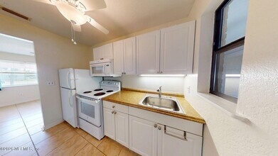 757 Flamingo Dr in Ormond Beach, FL - Building Photo - Building Photo