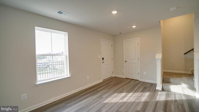 property at 1350 Red Clover Ln