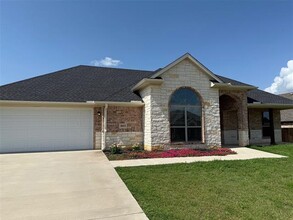 803 Mary Lee Ln in Collinsville, TX - Building Photo - Building Photo