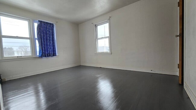 610 Dickson St in Endicott, NY - Building Photo - Building Photo