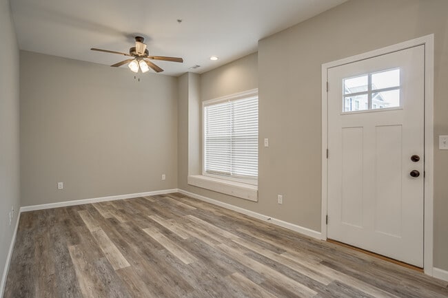 1127 N Washington Ave in Cookeville, TN - Building Photo - Building Photo