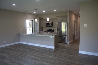 4266 Greenfield Pkwy, Unit 4266 Greenfield Duplex in Buffalo, NY - Foto de edificio - Building Photo