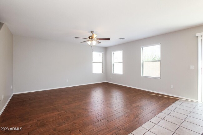 9429 W Jamestown Rd in Phoenix, AZ - Building Photo - Building Photo
