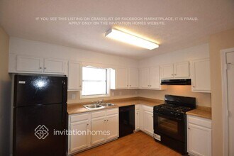 6075 Cowan Mill Rd in Douglasville, GA - Building Photo - Building Photo