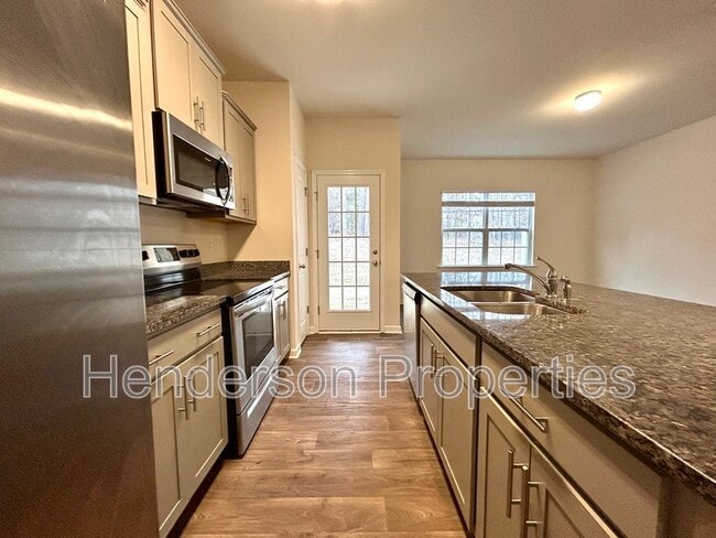 6050 Guildford Hill Ln in Charlotte, NC - Building Photo - Building Photo