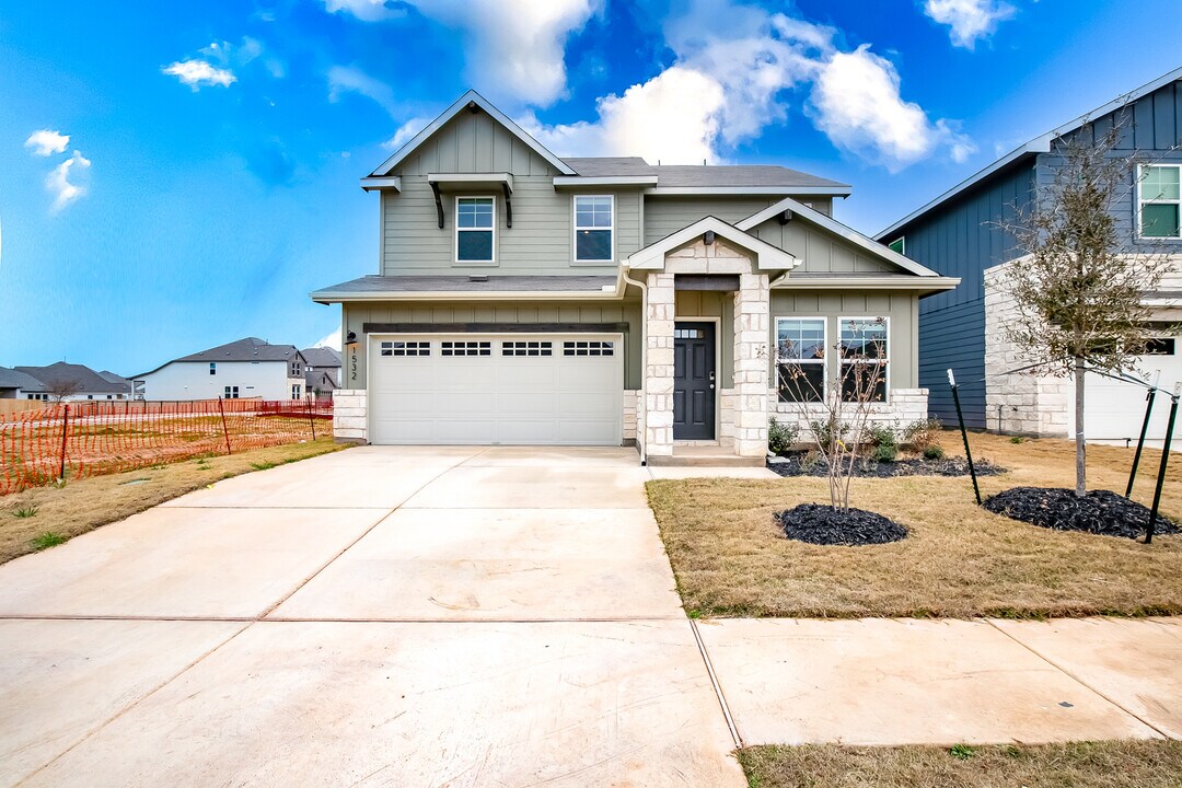 1532 Homestead Farms Dr in Round Rock, TX - Building Photo