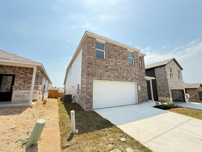 219 Flathead in New Braunfels, TX - Building Photo - Building Photo