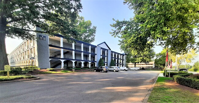 The 902 in Murfreesboro, TN - Building Photo - Building Photo