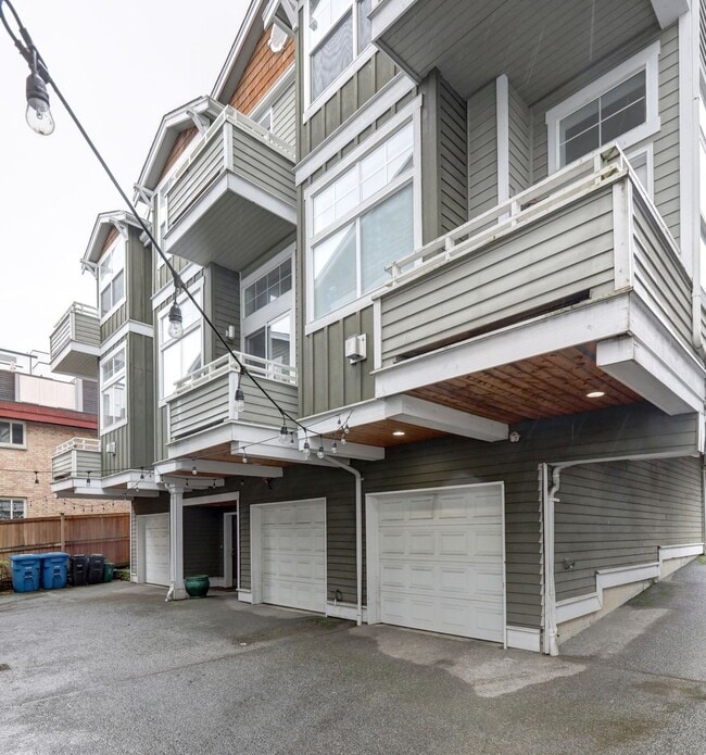 property at 1806 A 14th Ave